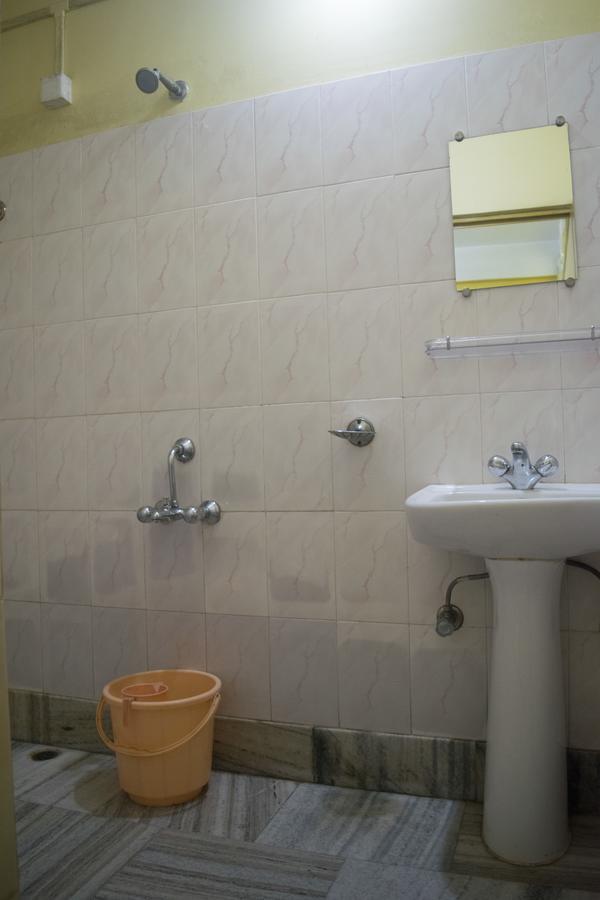 Sewak Lodge Силчар Екстериор снимка
