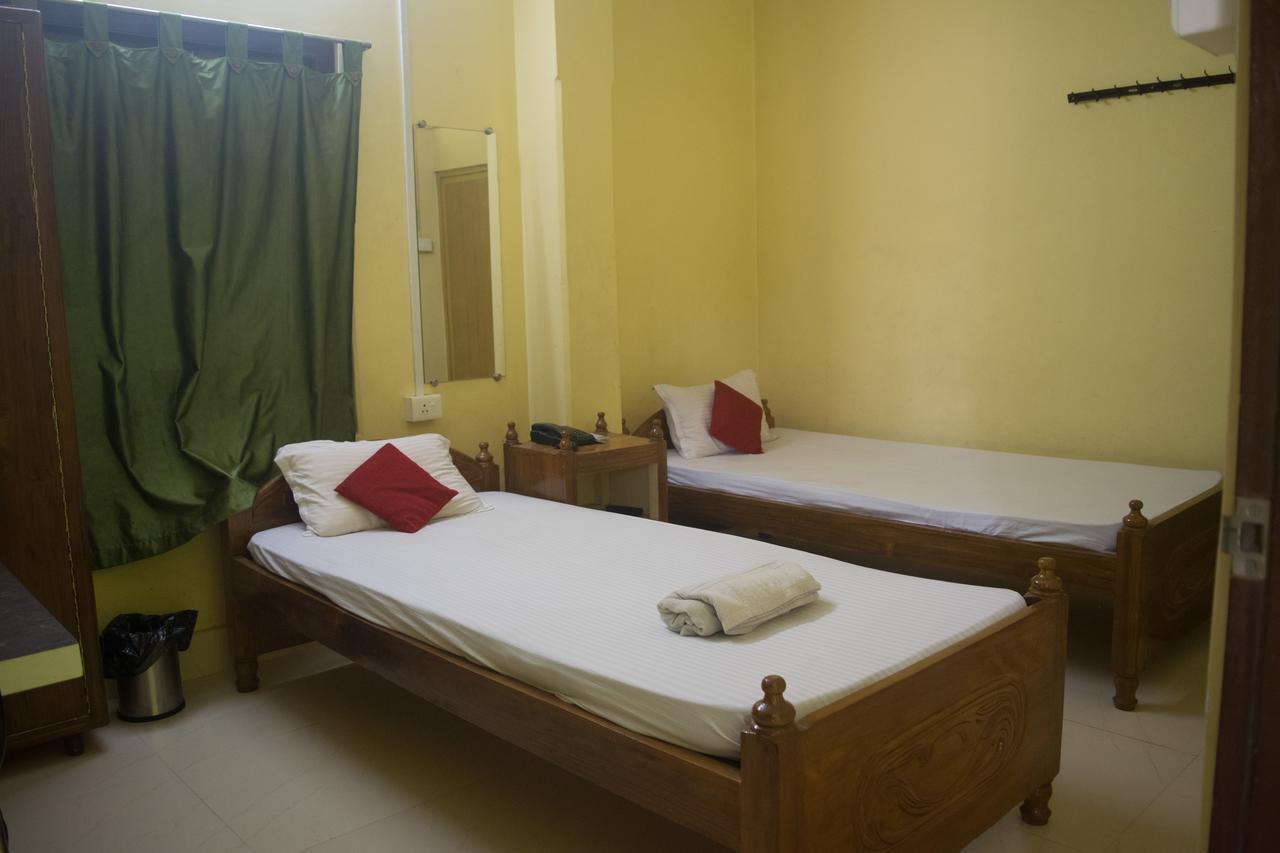Sewak Lodge Силчар Екстериор снимка
