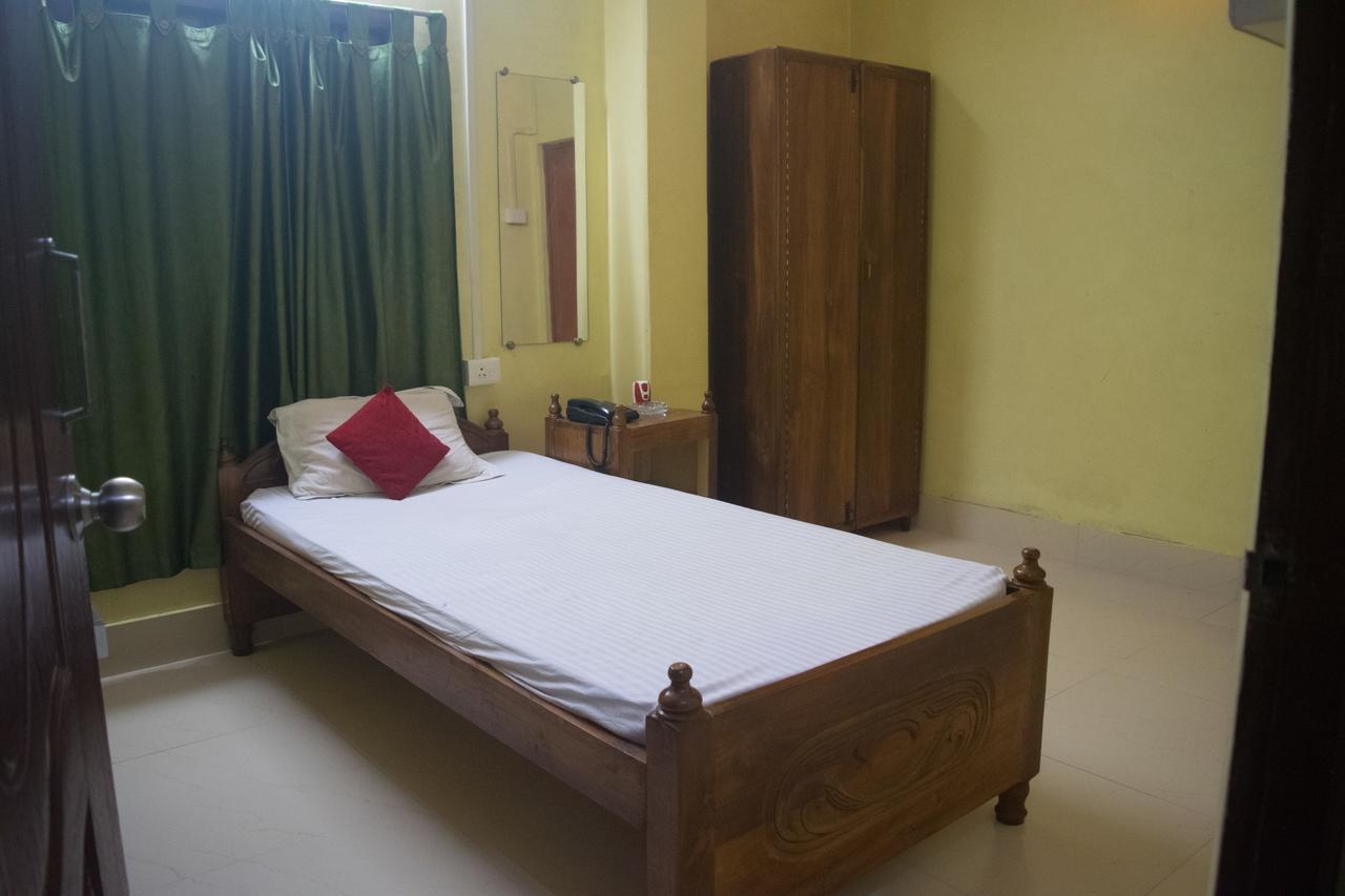 Sewak Lodge Силчар Екстериор снимка