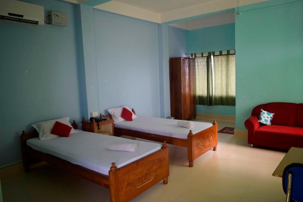 Sewak Lodge Силчар Екстериор снимка